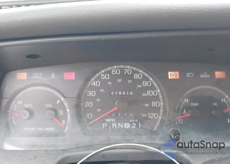 2003 Ford Crown Victoria Police Interceptor из США, поврежденный, VIN 2FAFP71W43X102639